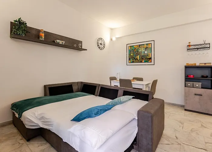 Modern In Portuense Apartment Rom